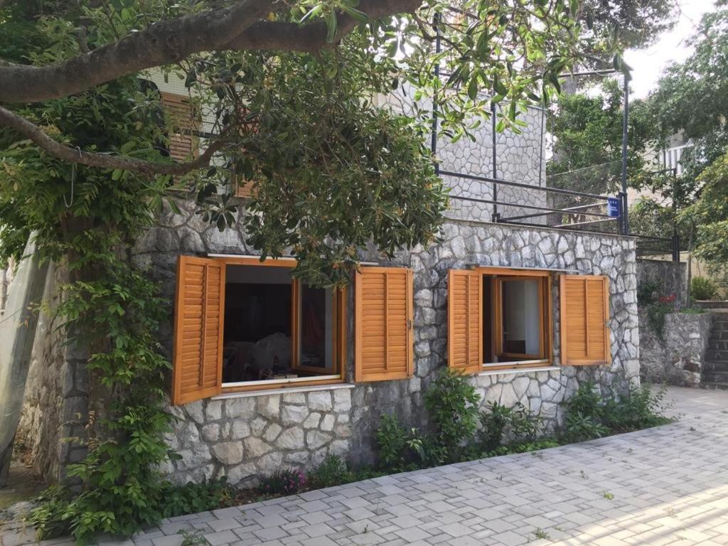 Cozy Place On The Beach Apartment Trogir Ngoại thất bức ảnh