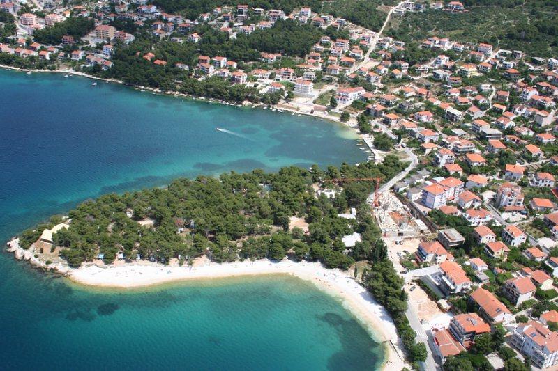 Cozy Place On The Beach Apartment Trogir Ngoại thất bức ảnh