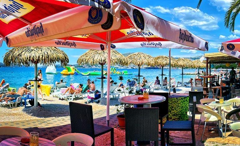 Cozy Place On The Beach Apartment Trogir Ngoại thất bức ảnh